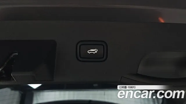 Kia Sportage — фото 16