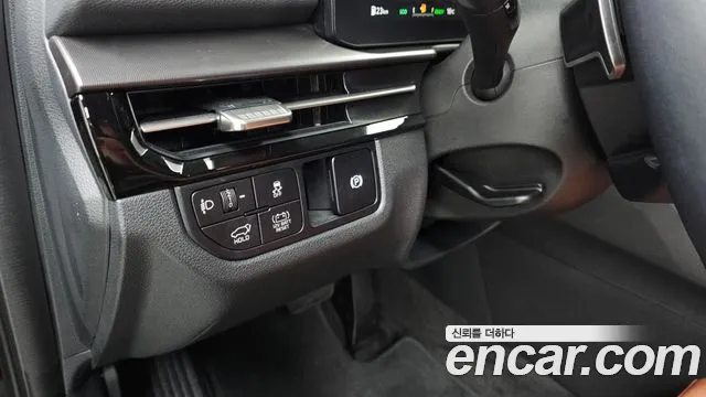 Kia Sportage — фото 19