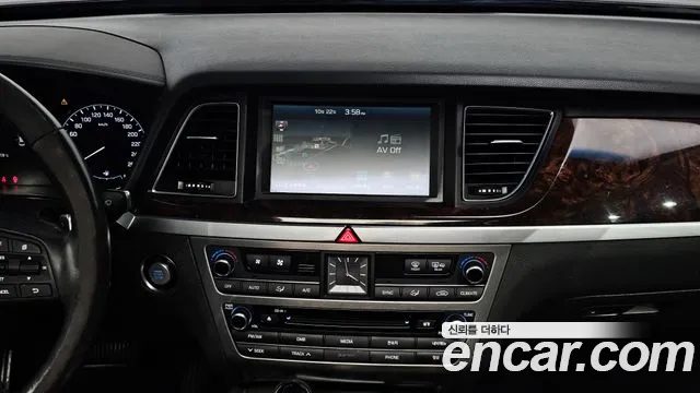 Hyundai Genesis — фото 14