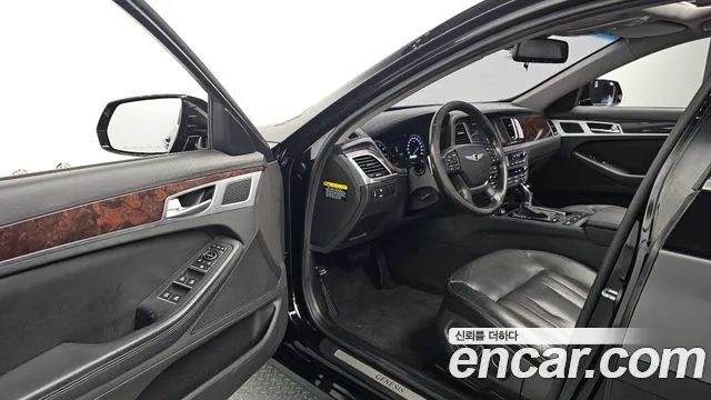Hyundai Genesis — фото 10