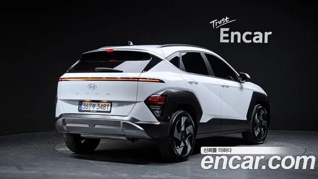 Hyundai Kona — фото 1