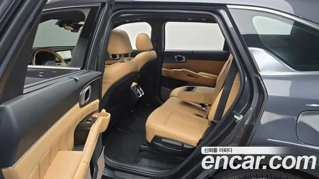 Kia Sorento — фото 11
