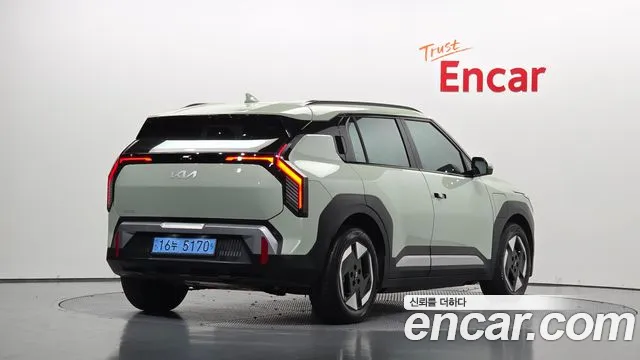 Kia EV3 — фото 1