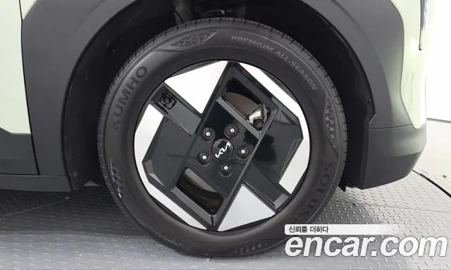 Kia EV3 — фото 21