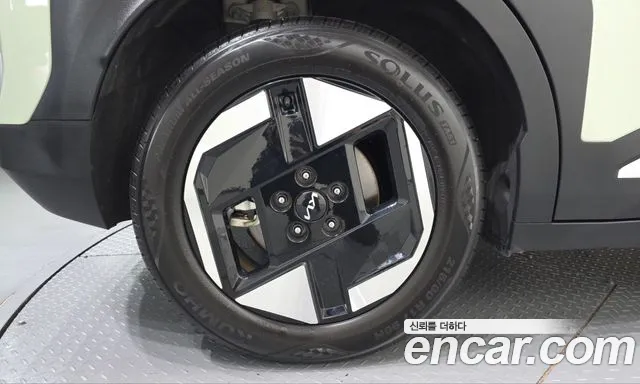 Kia EV3 — фото 4