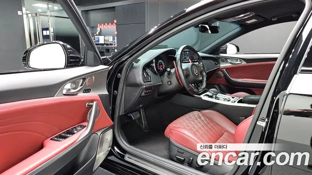 Kia Stinger — фото 10
