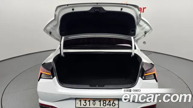 Hyundai Avante — фото 19