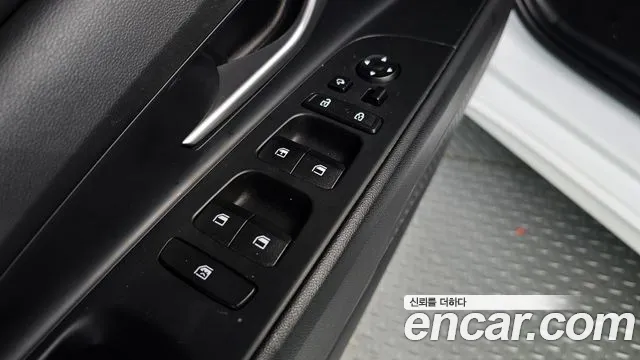 Hyundai Avante — фото 28