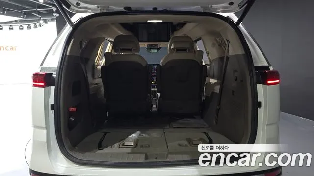 Kia Carnival — фото 20