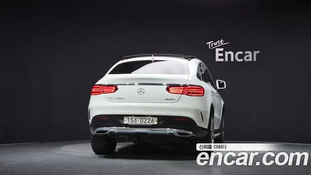 Mercedes-Benz GLE-Class — фото 4
