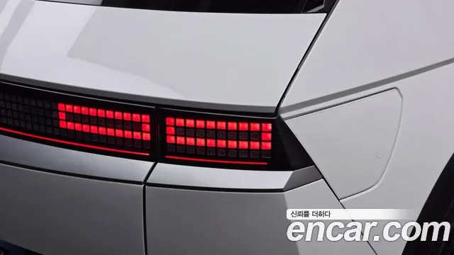 Hyundai Ioniq 5 — фото 23