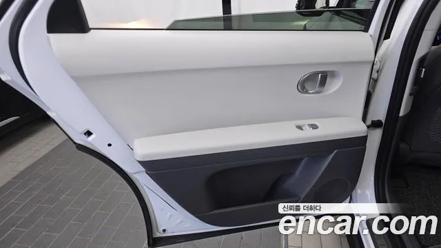 Hyundai Ioniq 5 — фото 25