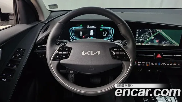 Kia Niro — фото 12