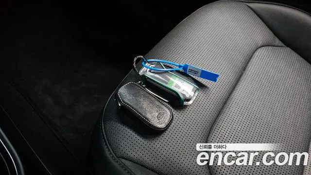 Kia Niro — фото 14