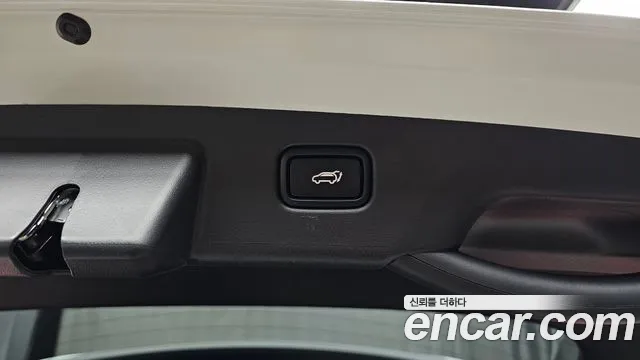 Kia Niro — фото 15
