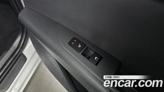 Kia Niro — фото 28