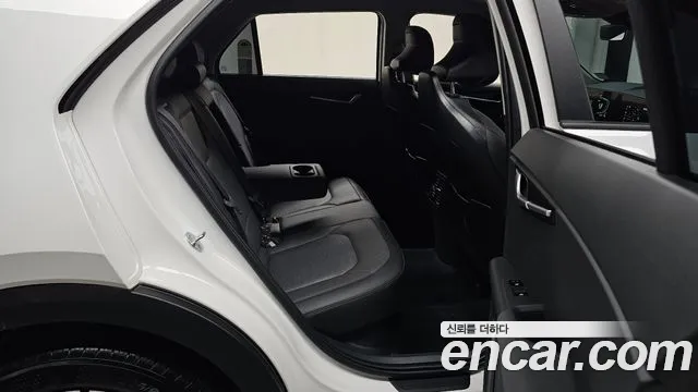 Kia Niro — фото 10