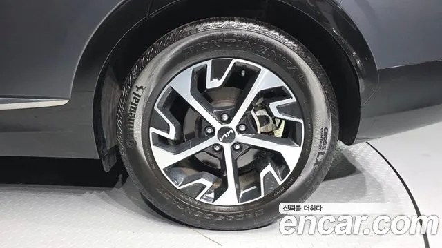 Kia Sportage — фото 21