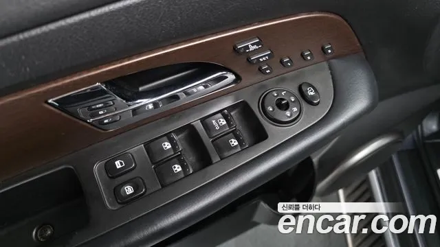 KG_Mobility_Ssangyong Rexton — фото 38