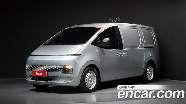 Hyundai Staria — фото 1