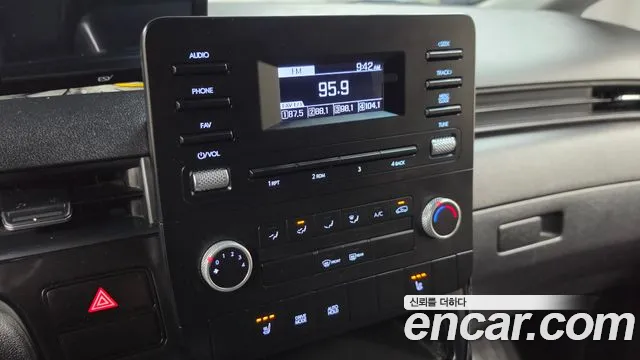 Hyundai Staria — фото 17
