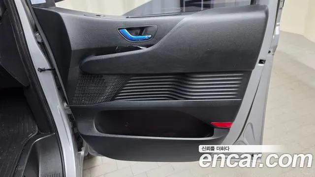 Hyundai Staria — фото 25