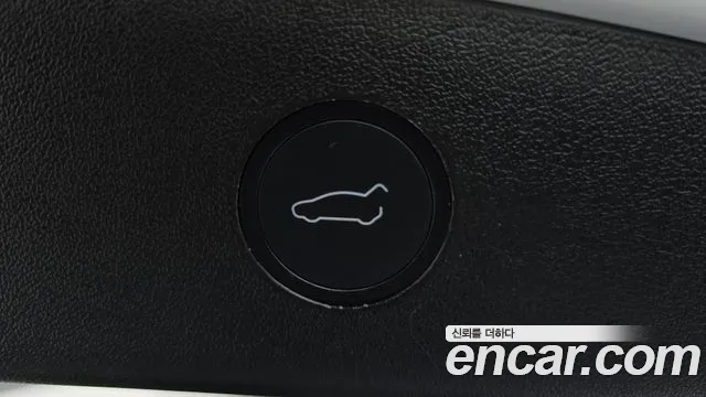 Tesla Model 3 — фото 15
