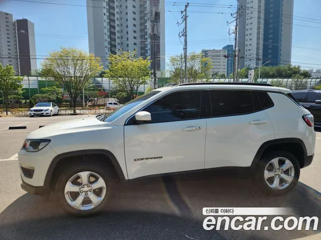 Jeep Compass — фото 3
