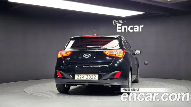 Hyundai i30 — фото 4