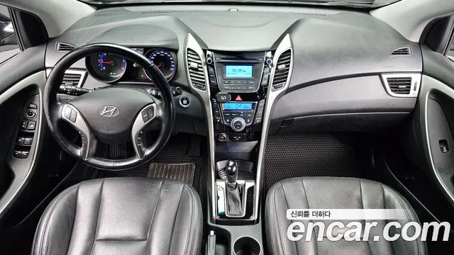 Hyundai i30 — фото 7