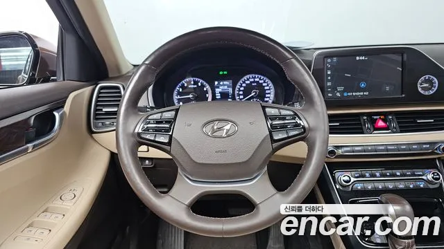 Hyundai Grandeur — фото 11