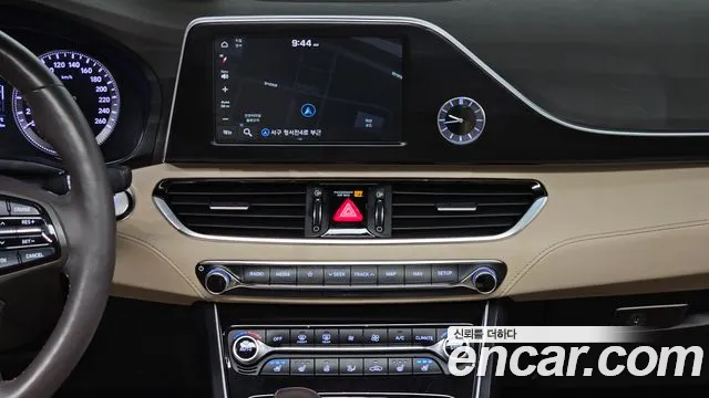 Hyundai Grandeur — фото 12
