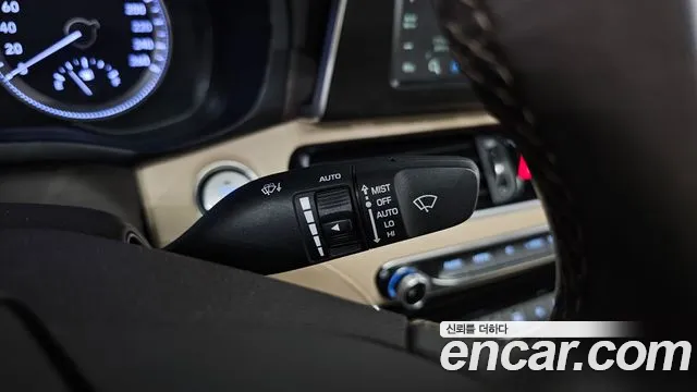 Hyundai Grandeur — фото 18