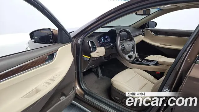 Hyundai Grandeur — фото 10