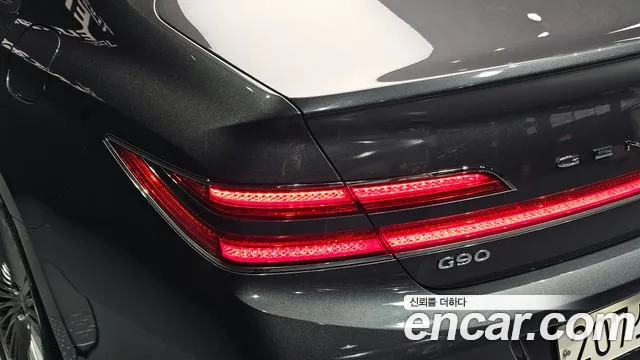 Genesis G90 — фото 23