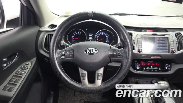 Kia Sportage — фото 13