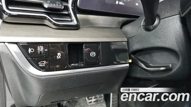 Kia Sportage — фото 14