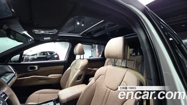 Kia Sorento — фото 18