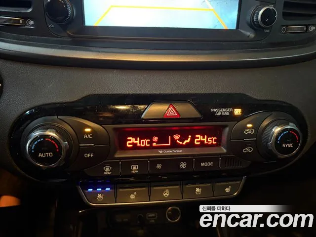 Kia Sorento — фото 13