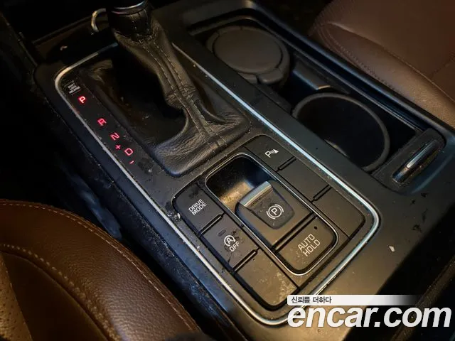 Kia Sorento — фото 14