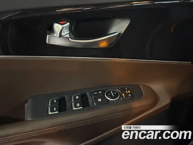 Kia Sorento — фото 17