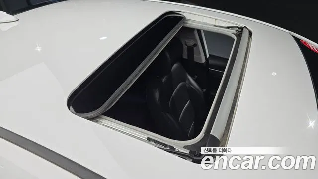 Hyundai Avante — фото 18