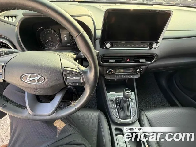 Hyundai Kona — фото 14
