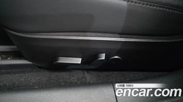 Tesla Model 3 — фото 19
