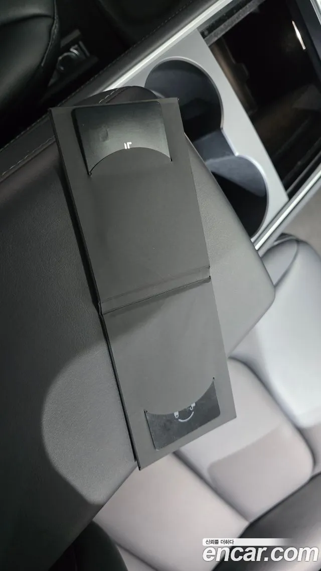 Tesla Model 3 — фото 18