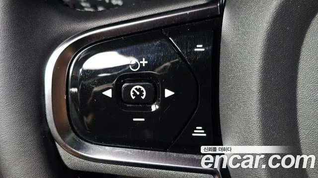 Volvo S60 — фото 16