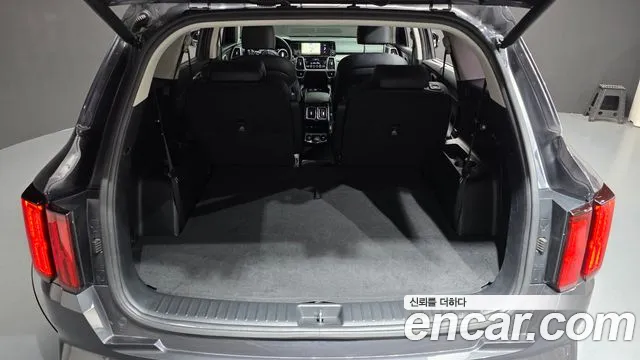 Kia Sorento — фото 19