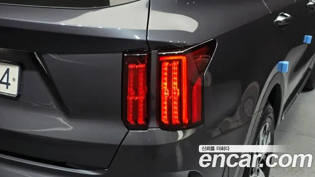 Kia Sorento — фото 23