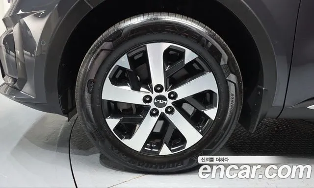 Kia Sorento — фото 5