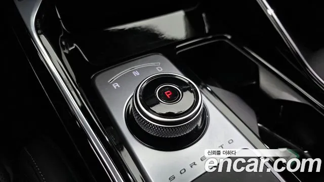 Kia Sorento — фото 9